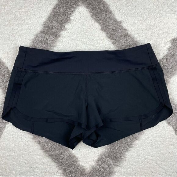 Women’s Lululemon Run Pace Shorts - Picture 4 of 5